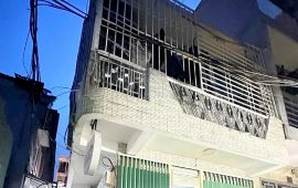 Bán nhà 2 mặt hẻm Cao Đạt – 1 trệt 1 lầu, vị trí trung tâm, giá chỉ 5.68 tỷ