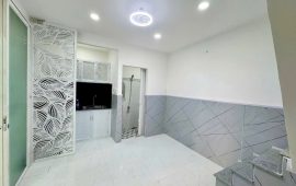 Nhà nở hậu 2 lầu hẻm Bình Đông – pháp lý chuẩn, giá chỉ 2.35 tỷ